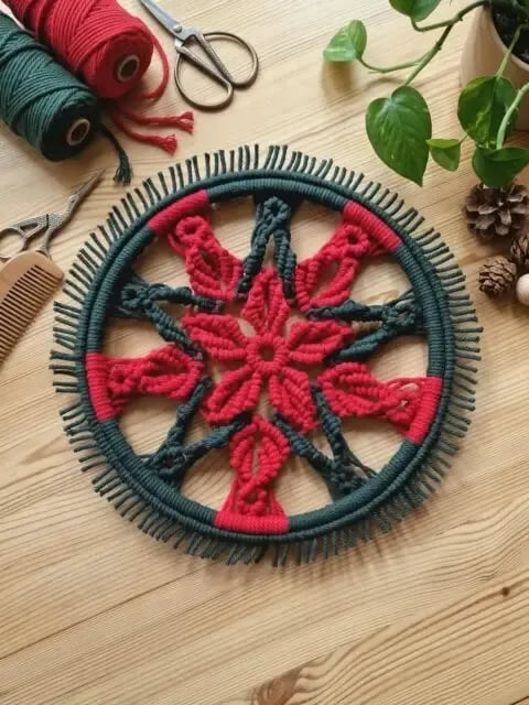 Learn how to make a beautiful multicolored macrame flower in a circle. Detailed tutorial on my Youtube chanel – Macrame School. 🌸 Choose your favorite colors and make your own beautiful floral wall hanging!