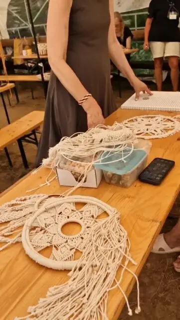 Outdoor Macramé Workshop. 👉 Video tutorials are available for all of these macramé creations that can be viewed at this video - become a YouTube member and gain access to these tutorials! 👉 Become a YT member and get 220 exclusive macramé tutorials and 800 more tutorials for free: https://www.youtube.com/@macrameschool/join 👍 Don't forget to like, comment, and subscribe for even more creative macrame ideas! _ _ _ _ _ _ _ #macrame #homedecor #wallhanging #bohodecor #workshop