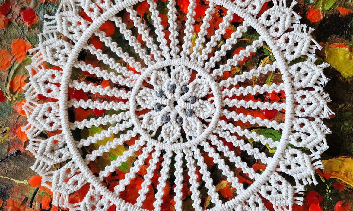 Macrame Flower in Circle DIY Mandala Flower / Dream Catcher