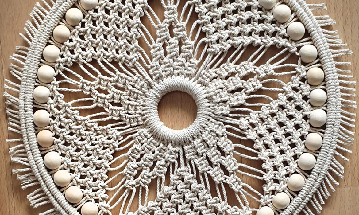 DIY Round Macrame Flower EASY Circle Wall Hanging