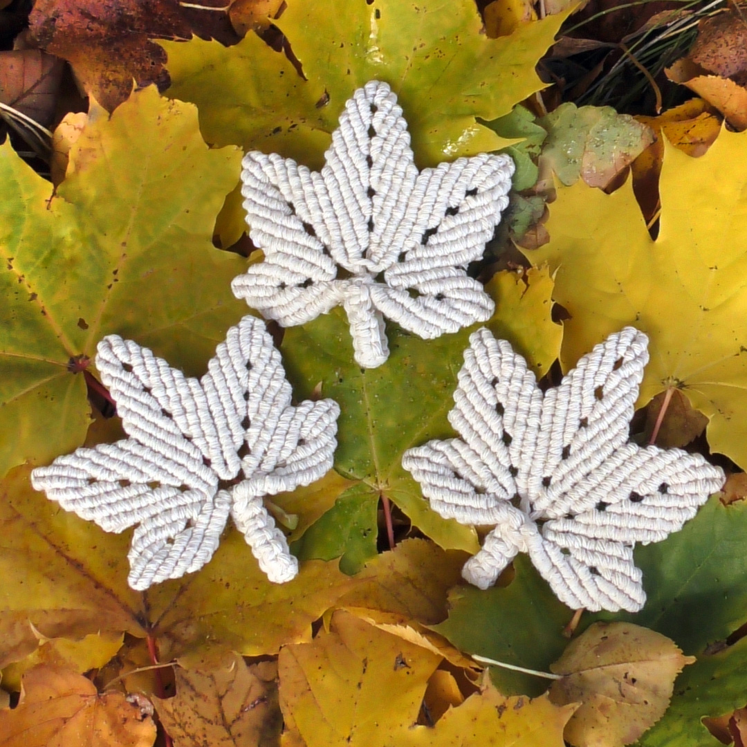 Macrame Leaf Keychain, Necklace, Maple Leaves 🍁