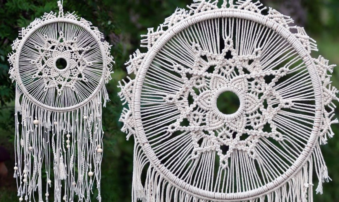 Beautiful Macrame Circle Wall Hanging – Dream Catcher / Mandala