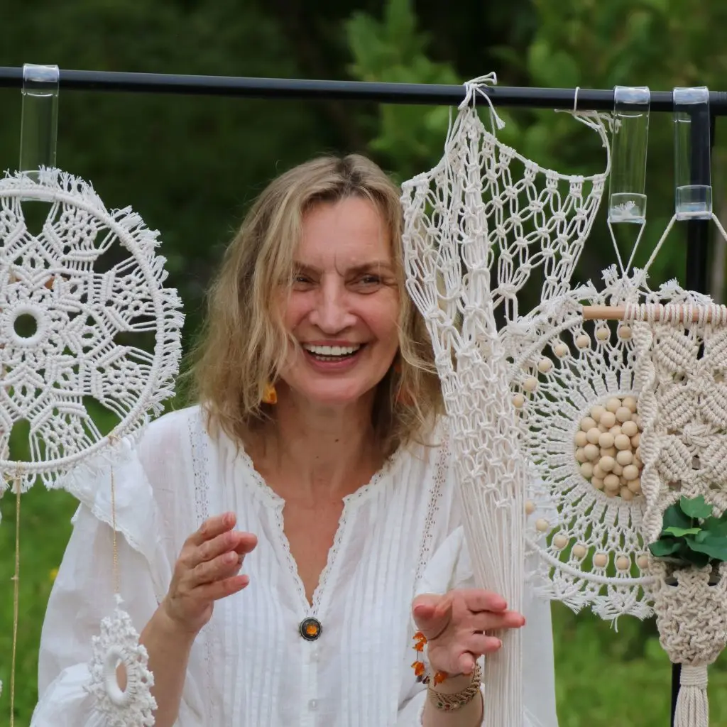 Macrame teacher Tatyana on how to make money with Macrame