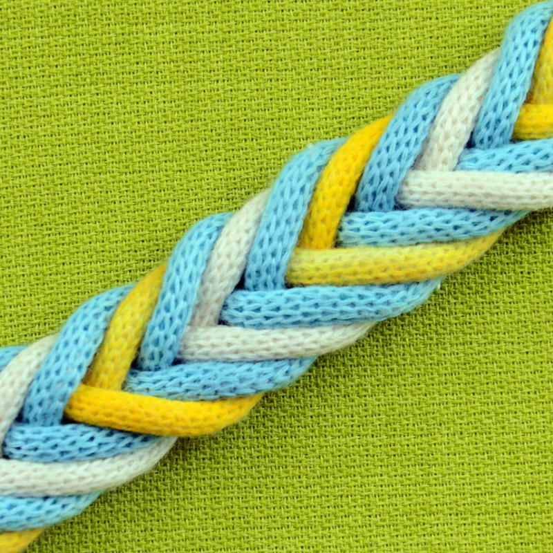 Easy 8-Strand Flat Arrow Braid