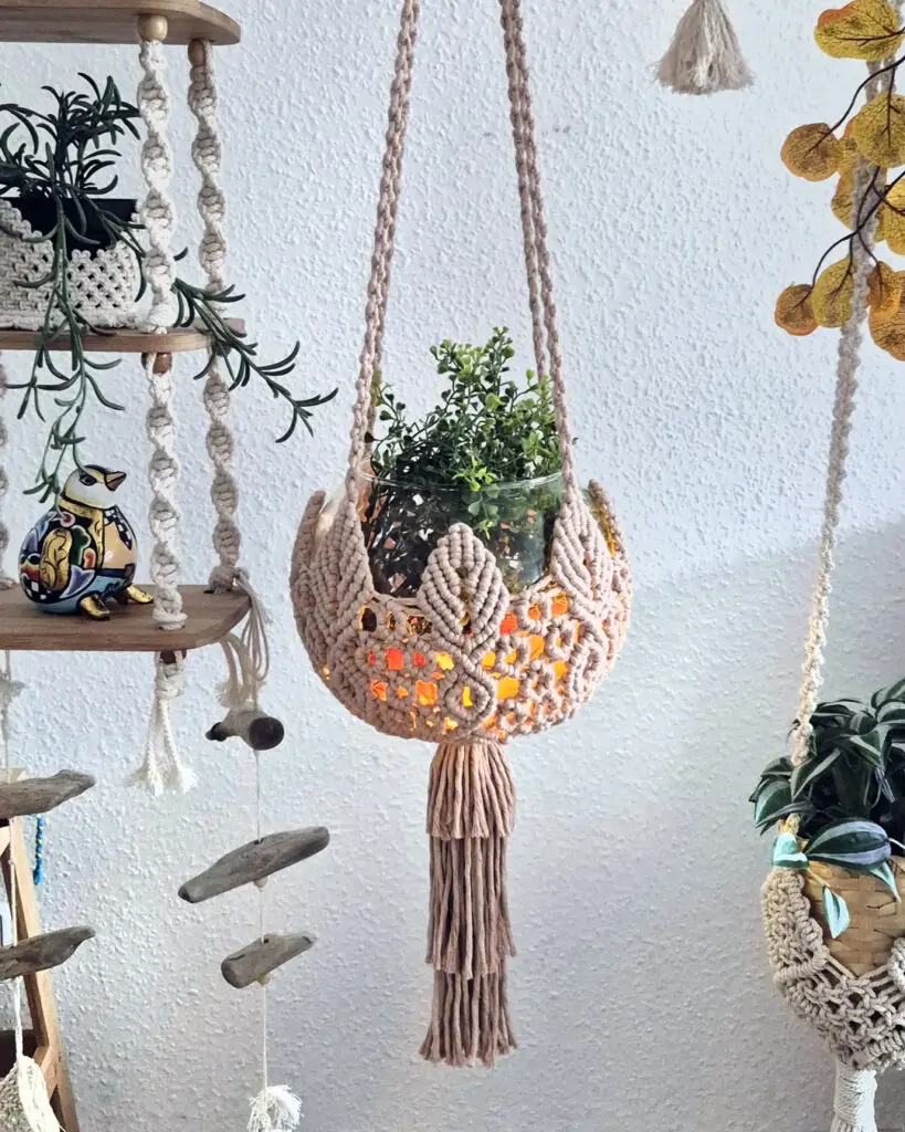 Macrame leaf plant hanger lantern Macrame leaf plant hanger lantern