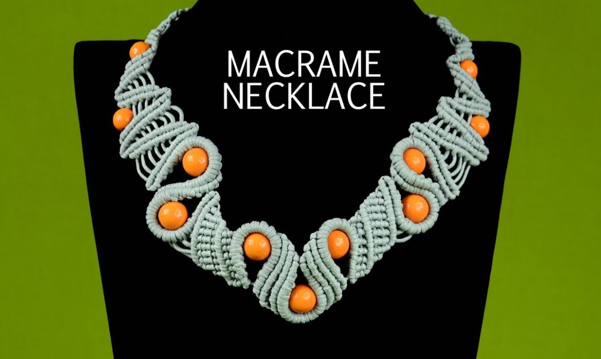 Snaky Macrame Necklace