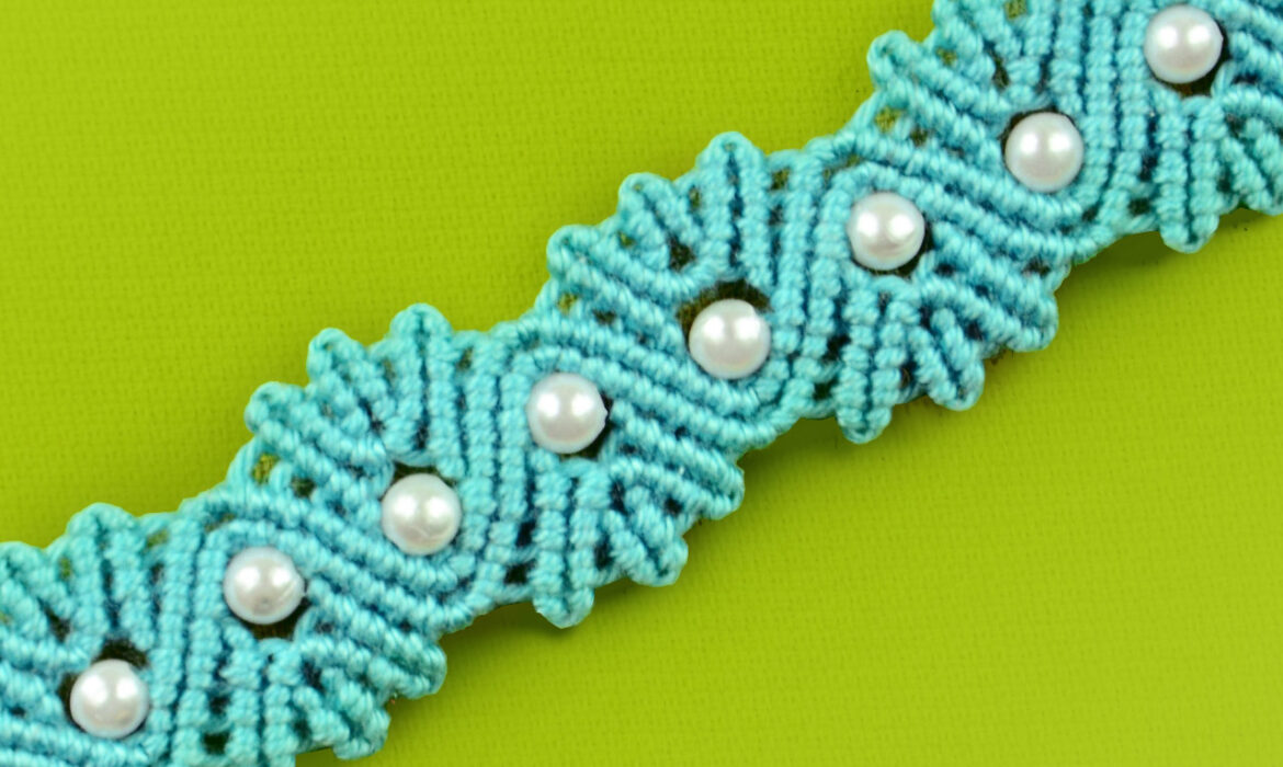 shell bracelet with beads
