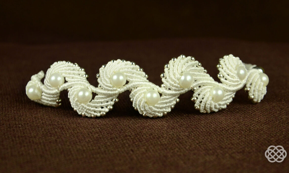 Macrame Shell Bracelet and Angel Wings Earrings