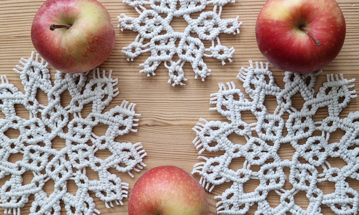 DIY Round Macrame Coasters